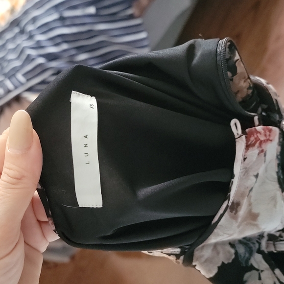 Maxi floral dress - Picture 3 of 4